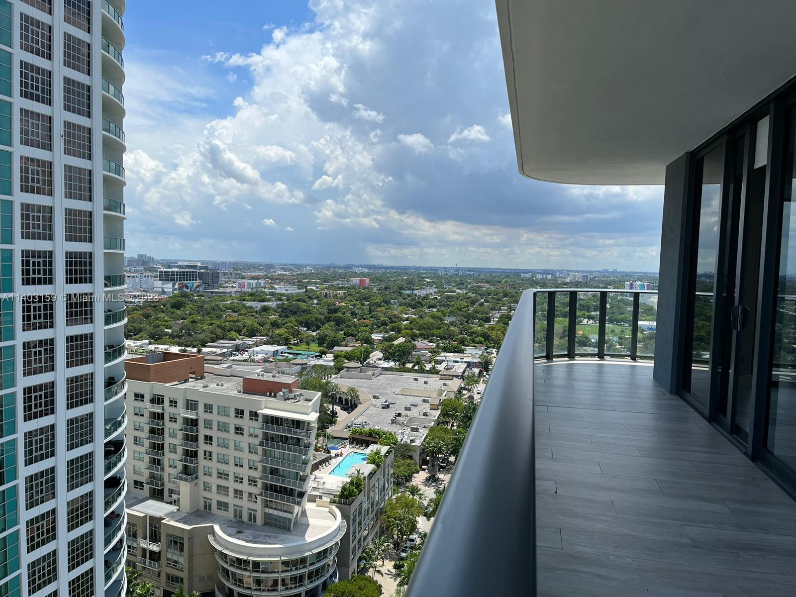 3401 MIDTOWN CONDO - Residential