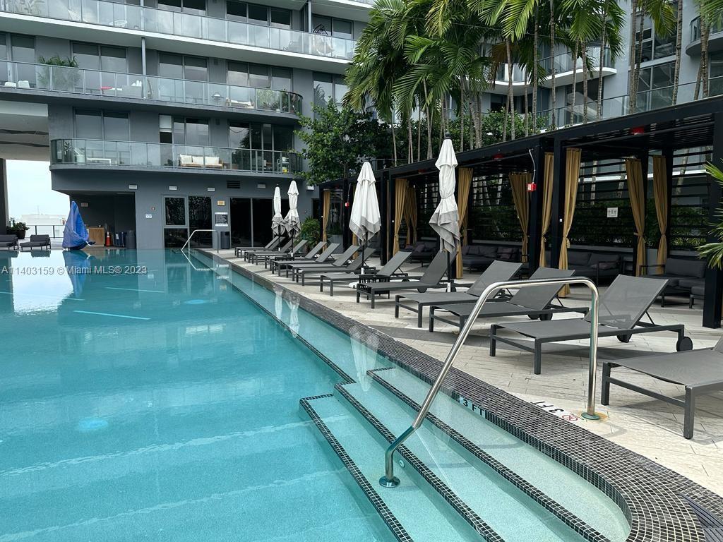 3401 MIDTOWN CONDO - Residential