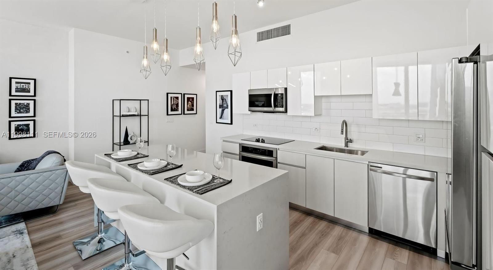 Mondrian Residences - Residential