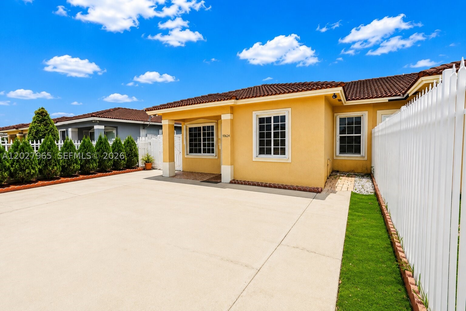 JAMEL TWINHOMES - Residential