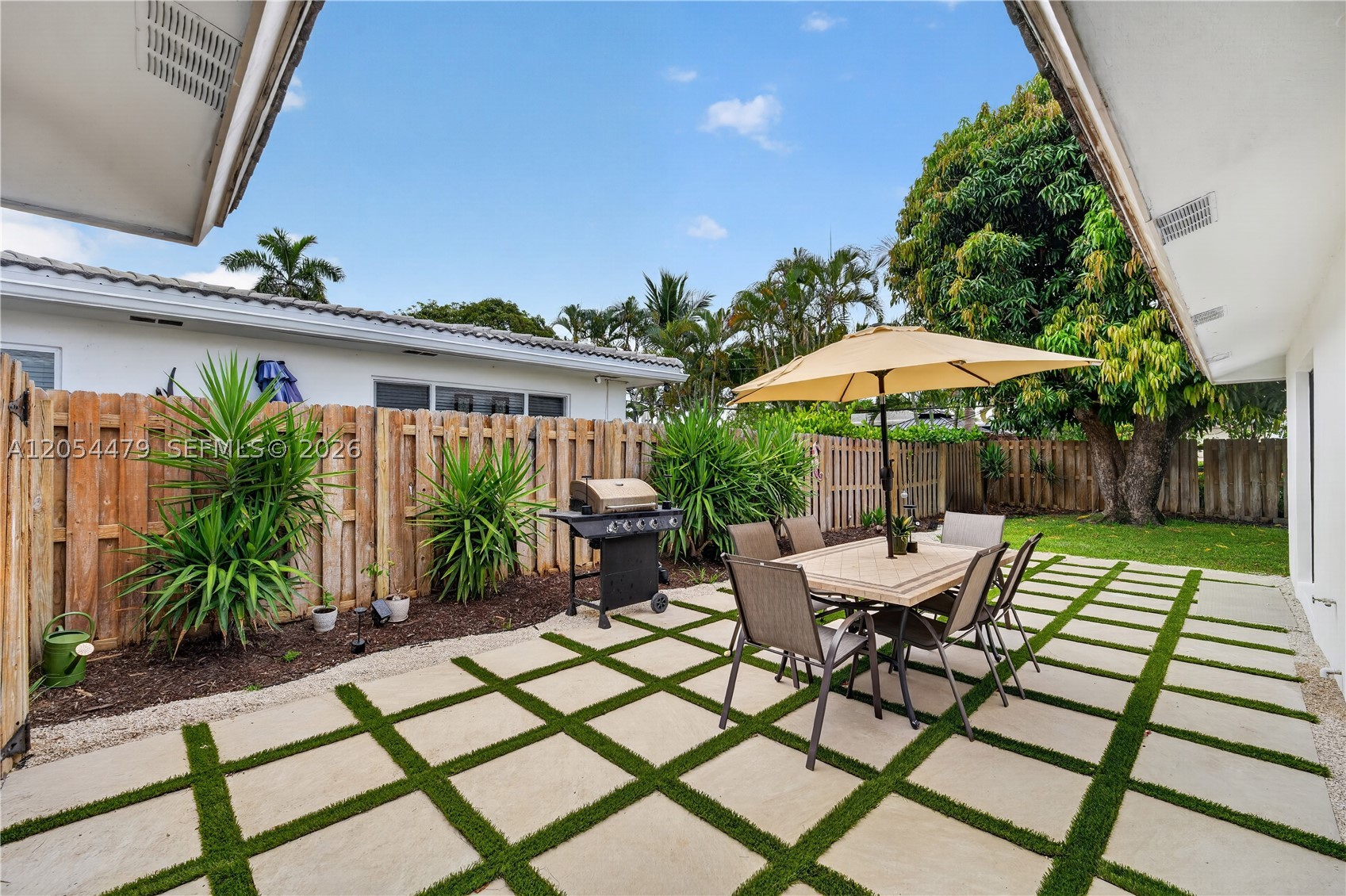 CORAL WOODS - Residential