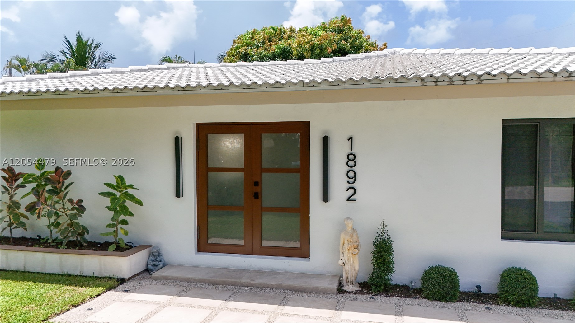 CORAL WOODS - Residential