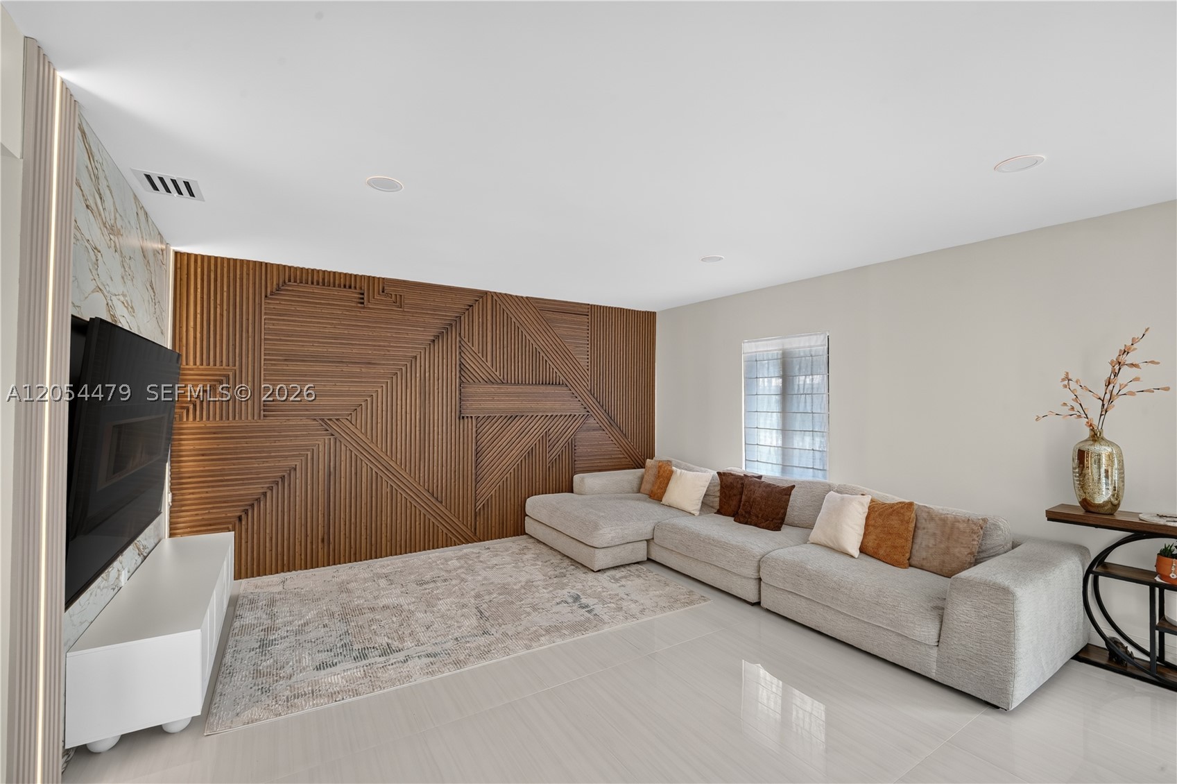 CORAL WOODS - Residential