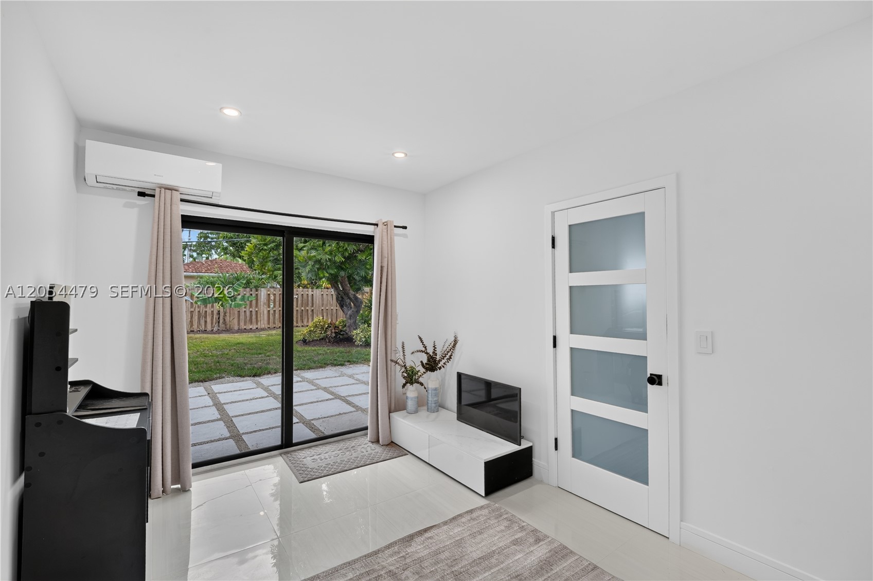 CORAL WOODS - Residential