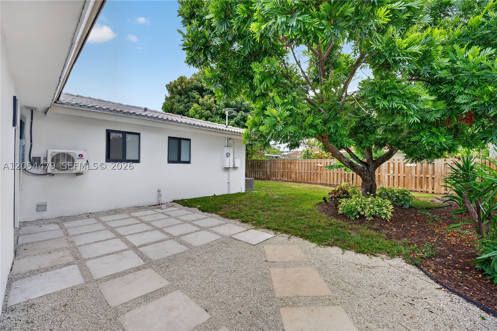 CORAL WOODS - Residential