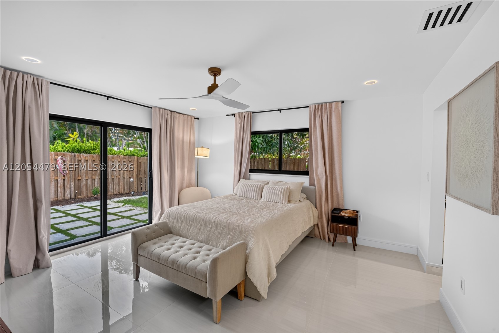 CORAL WOODS - Residential