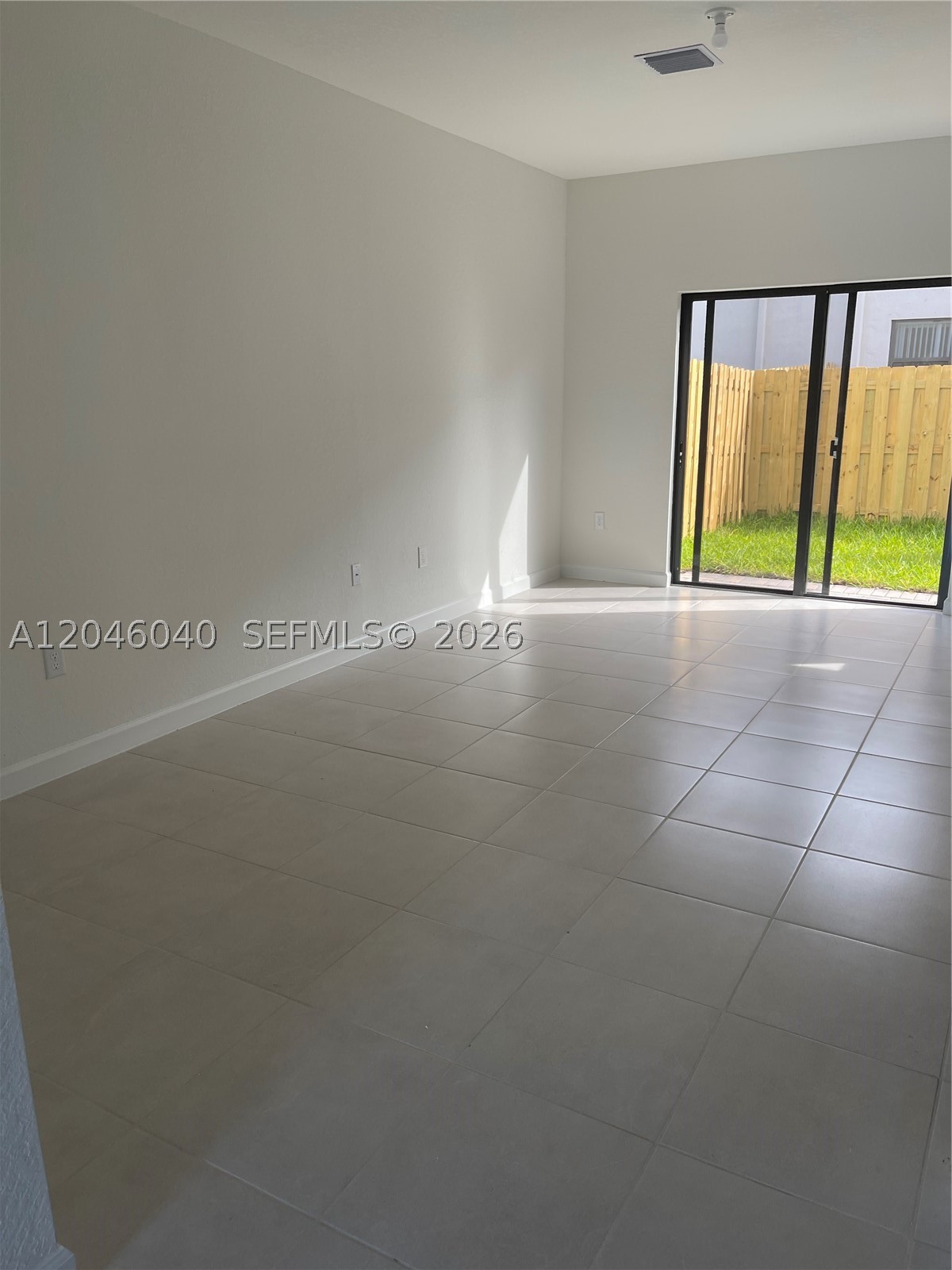 VIA VENTURA NEIGHBORHOOD - Residential Lease