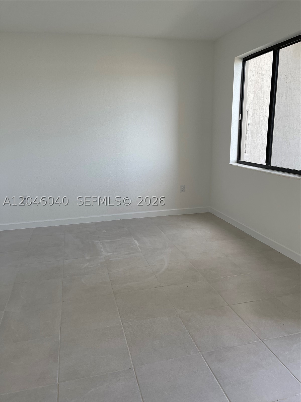 VIA VENTURA NEIGHBORHOOD - Residential Lease