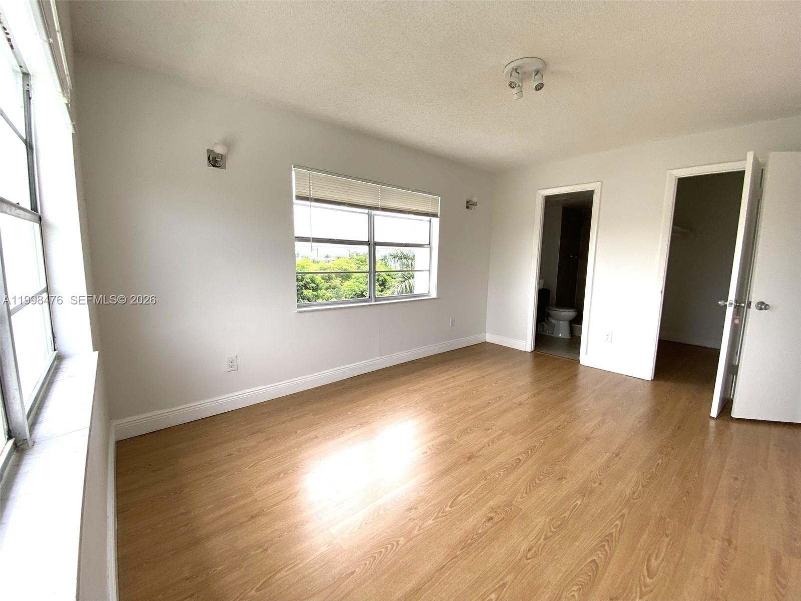 MONTECARLO CONDO - Residential