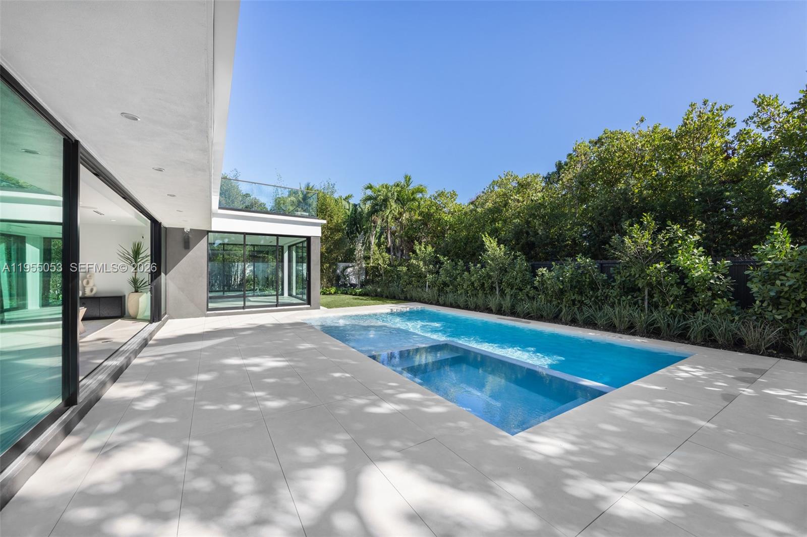 BAY HEIGHTS - Residential