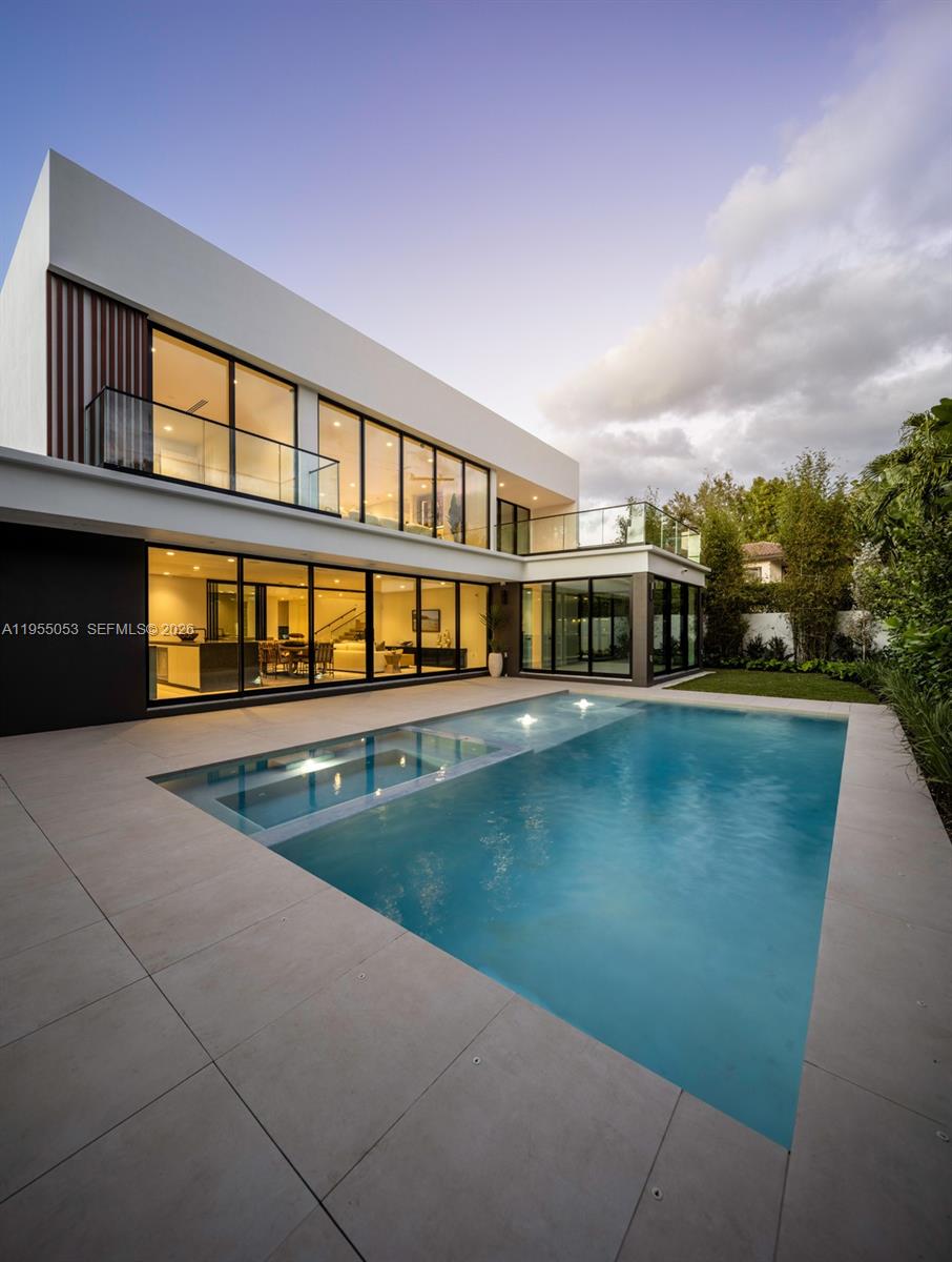 BAY HEIGHTS - Residential