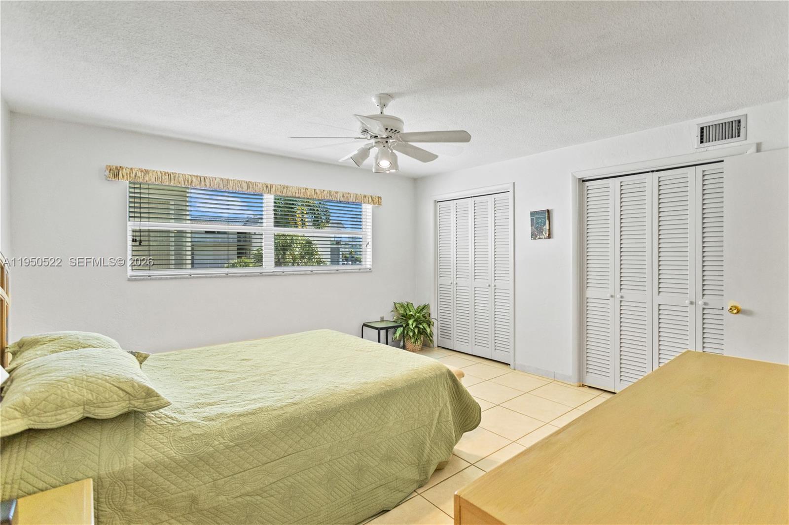 YACHT HARBOR APARTMENTS C - Residential Lease