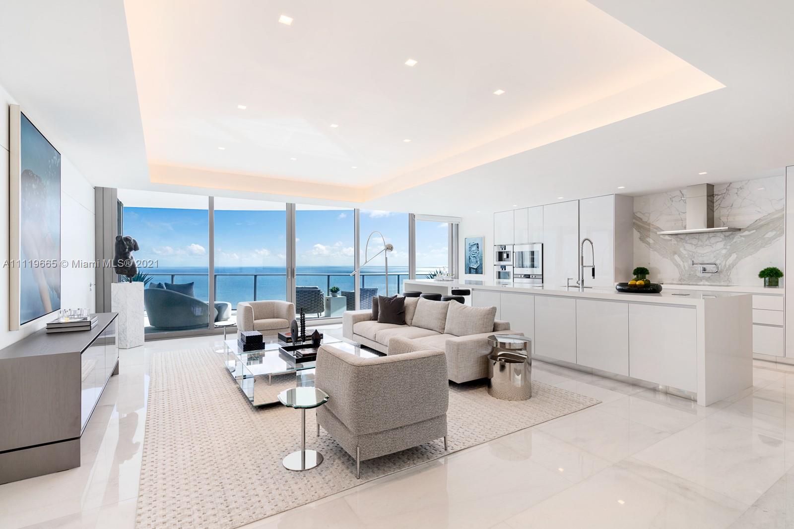 Ritz Carlton Residences - Residential