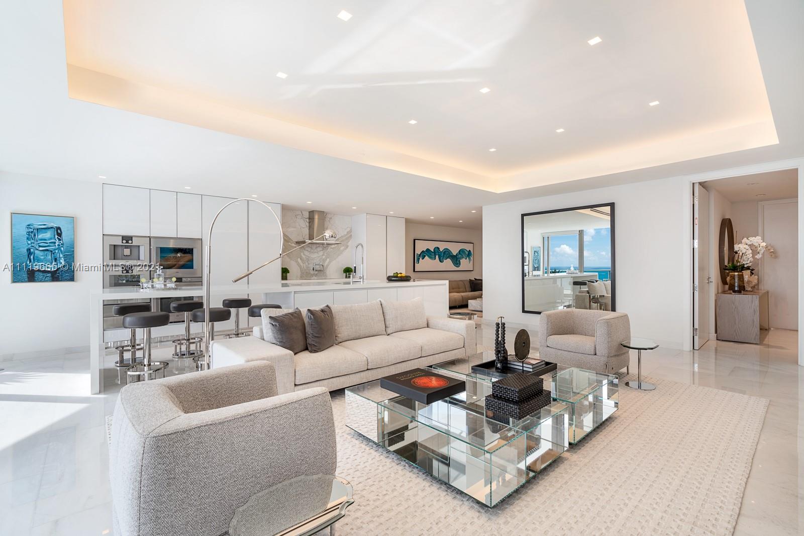 Ritz Carlton Residences - Residential