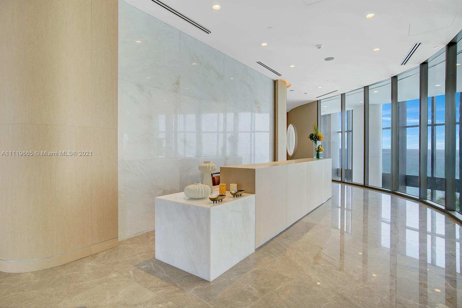 Ritz Carlton Residences - Residential