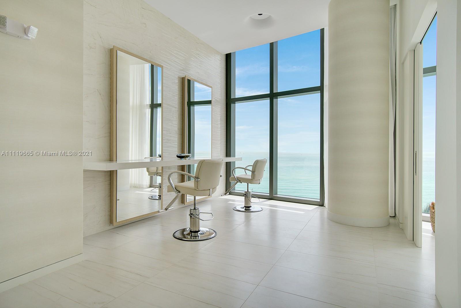 Ritz Carlton Residences - Residential