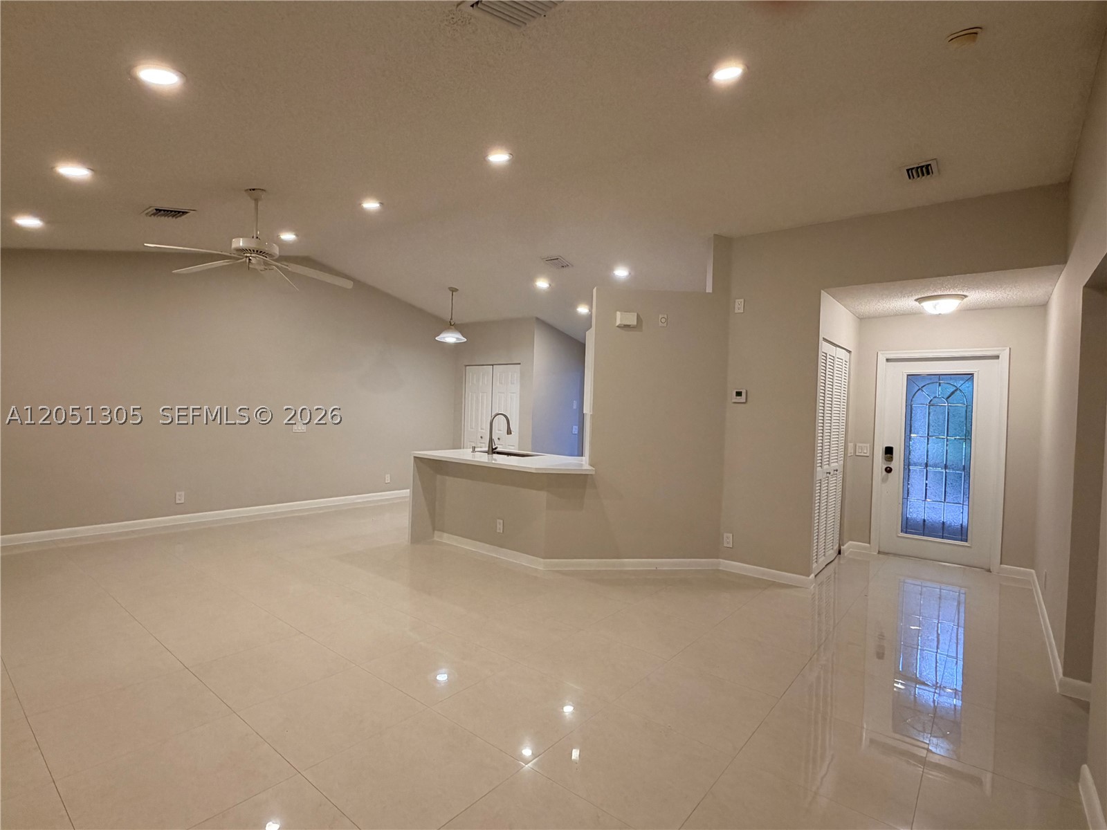 SECTOR 2-PARCELS 21A 25 2 - Residential Lease