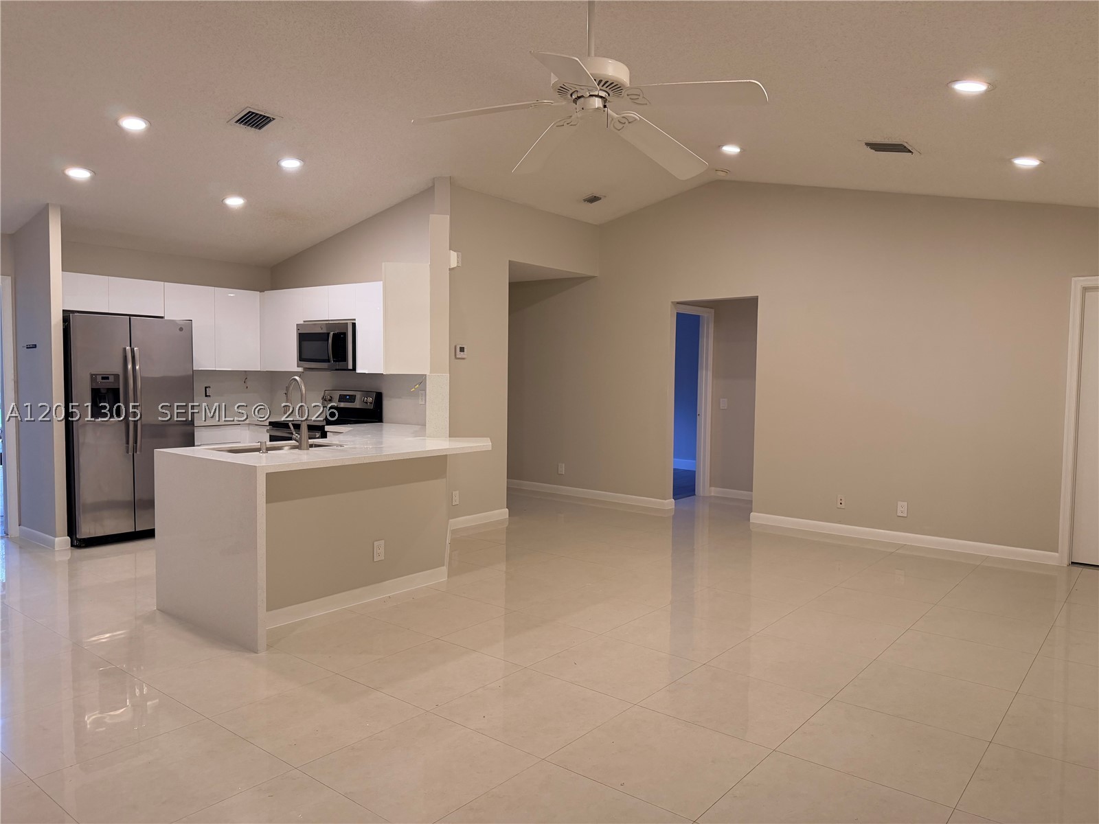 SECTOR 2-PARCELS 21A 25 2 - Residential Lease