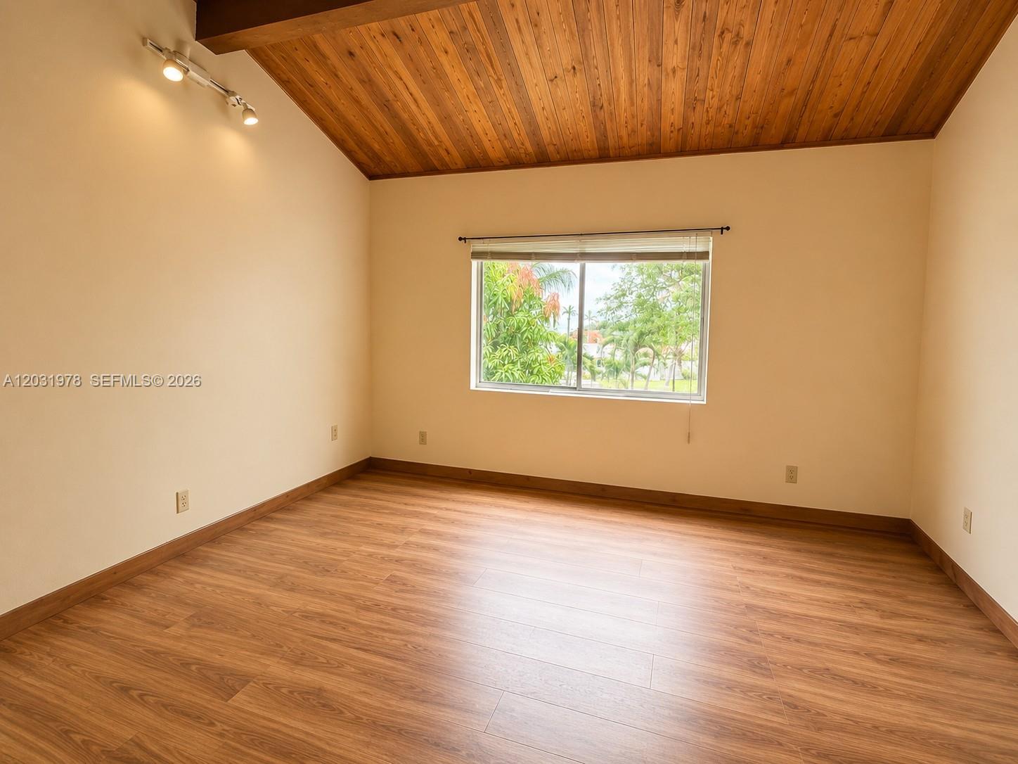 CORAL SPRINGS SUB NO 1 - Residential