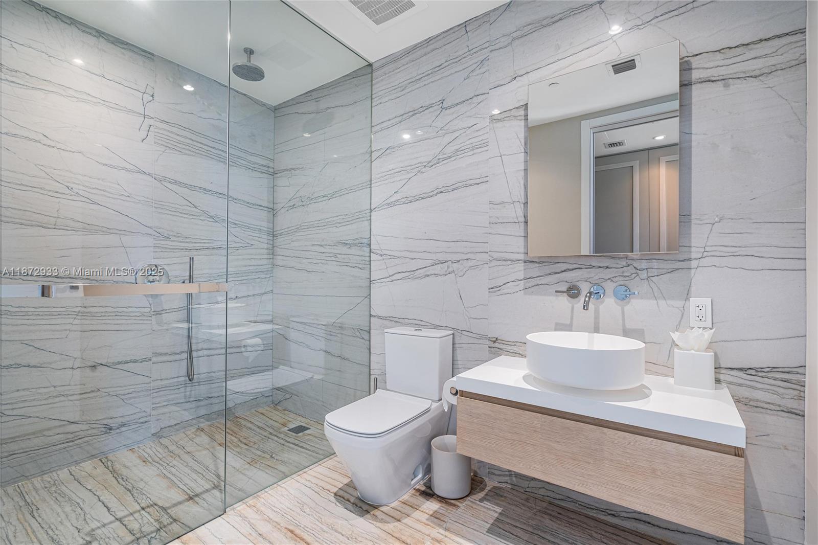 8701 COLLINS AVE CONDO - Residential Lease