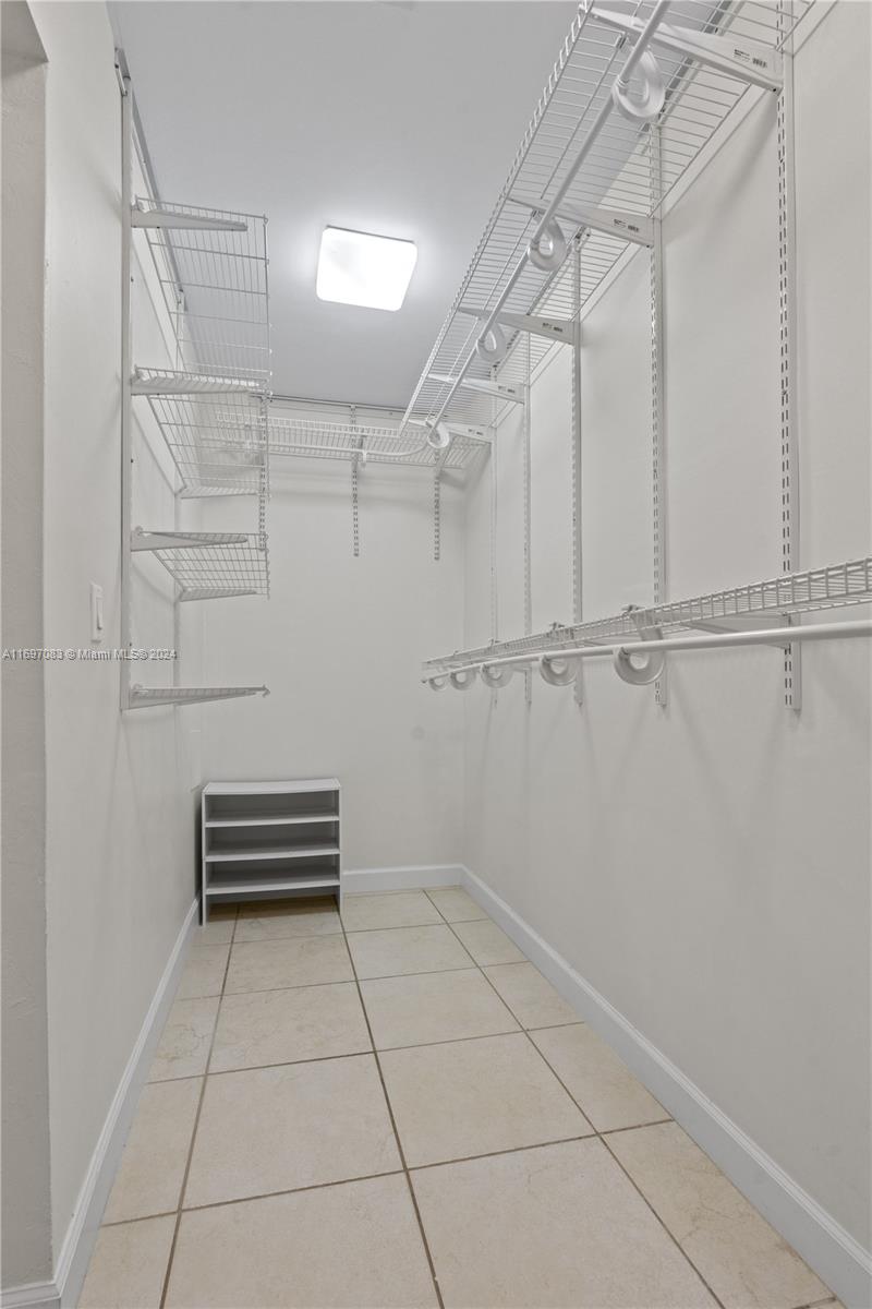 BEVERLY GARDENS - Residential Lease