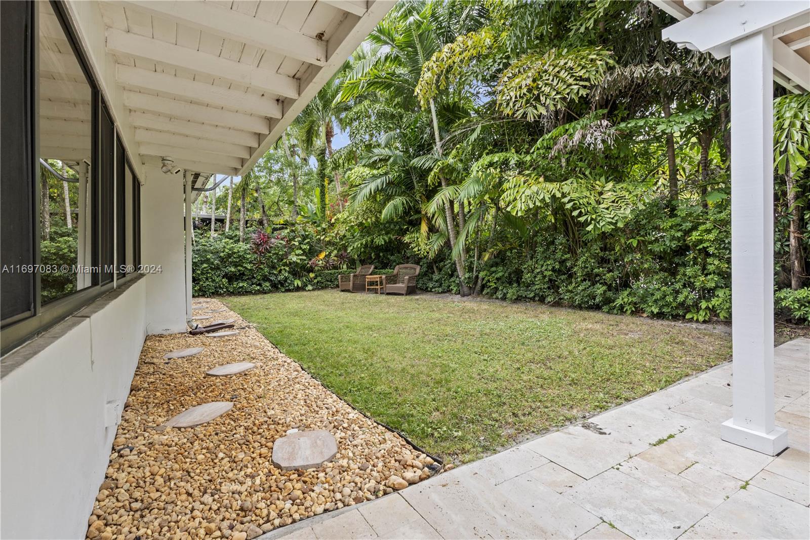 BEVERLY GARDENS - Residential Lease