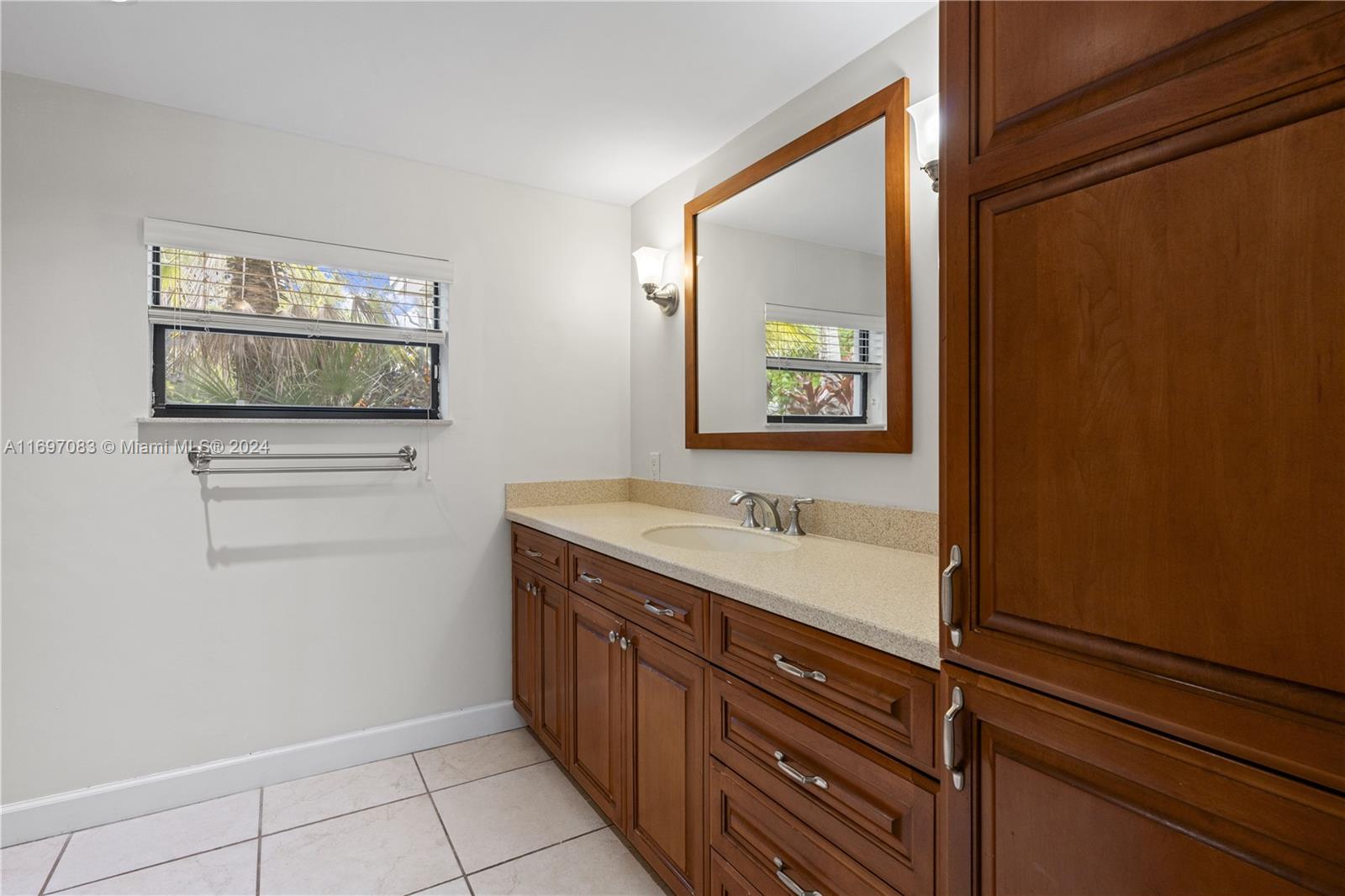 BEVERLY GARDENS - Residential Lease
