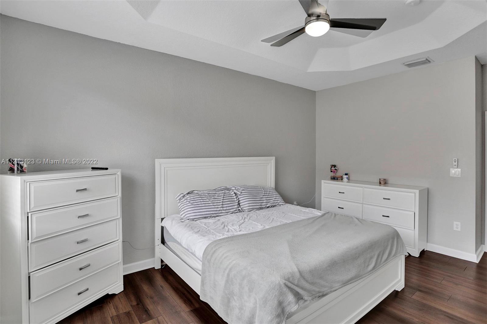 COURTS AT TUSCANY - Residential Lease