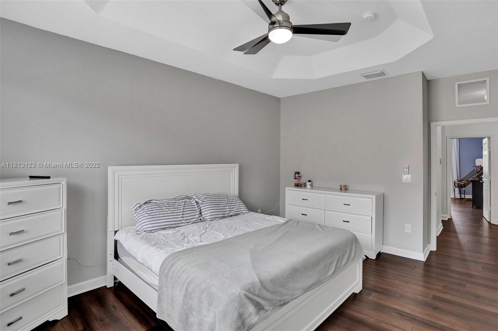 COURTS AT TUSCANY - Residential Lease