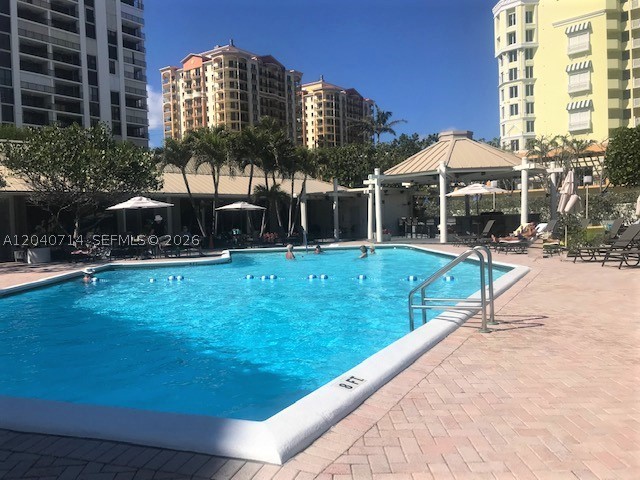 SHORE CLUB CONDO - Residential Lease