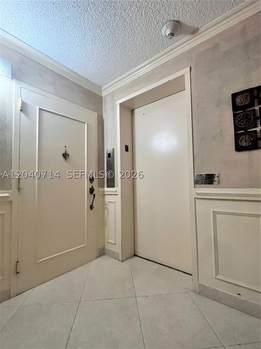 SHORE CLUB CONDO - Residential Lease