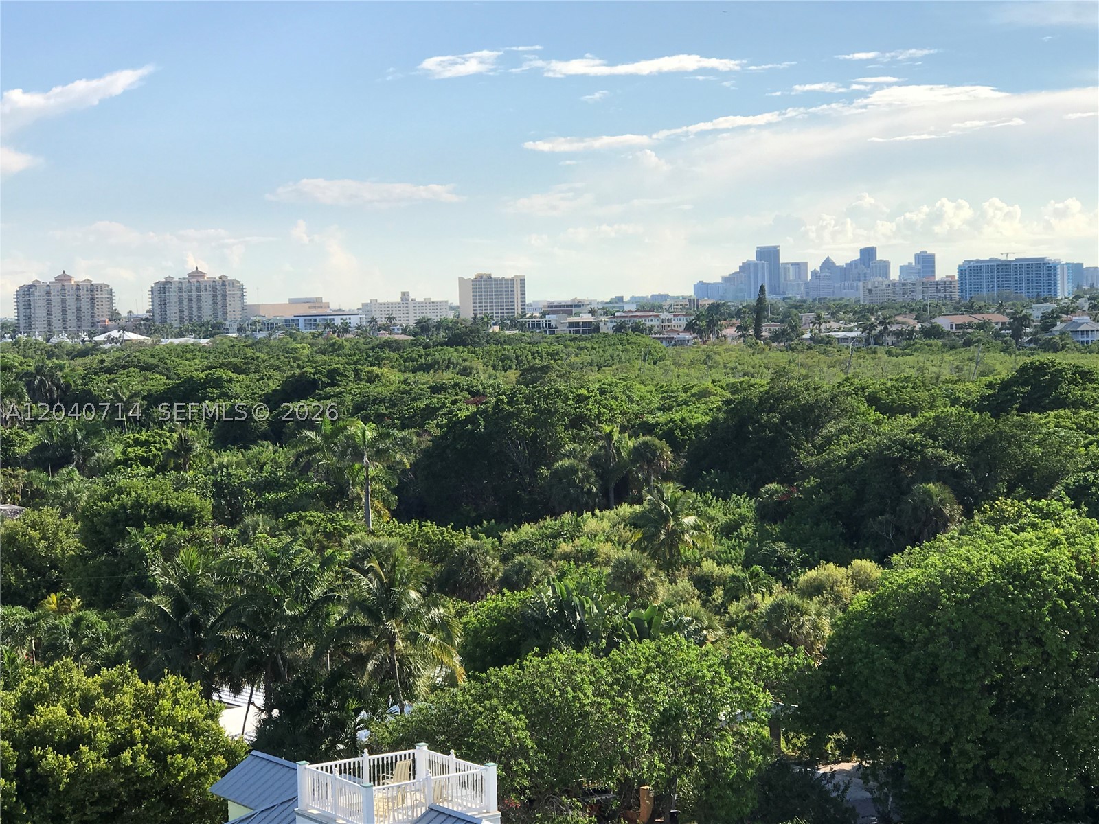 SHORE CLUB CONDO - Residential Lease