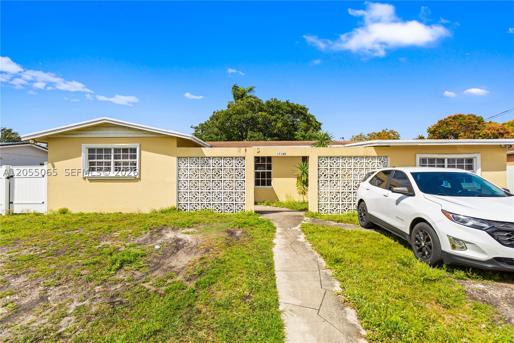 SUNNY LAKE ESTS 1ST ADDN - Residential