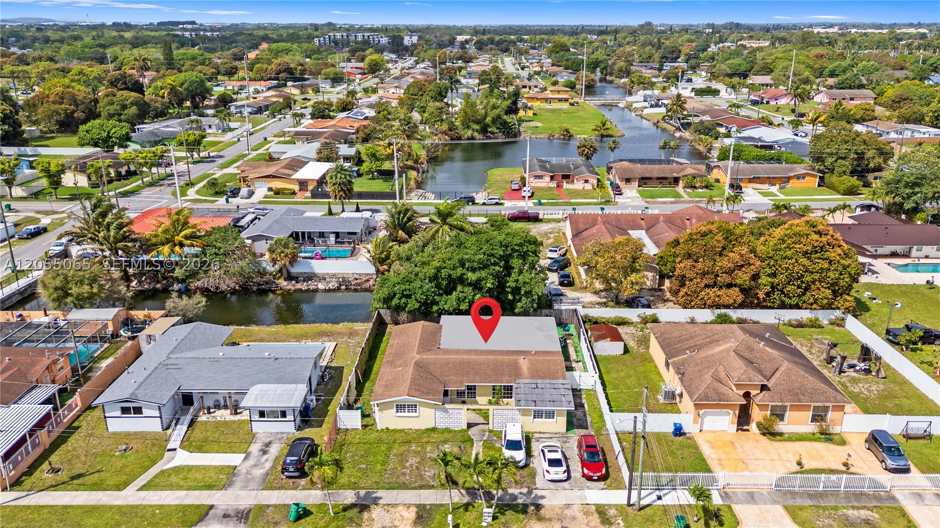 SUNNY LAKE ESTS 1ST ADDN - Residential