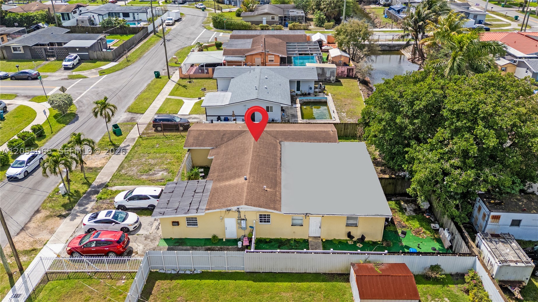 SUNNY LAKE ESTS 1ST ADDN - Residential
