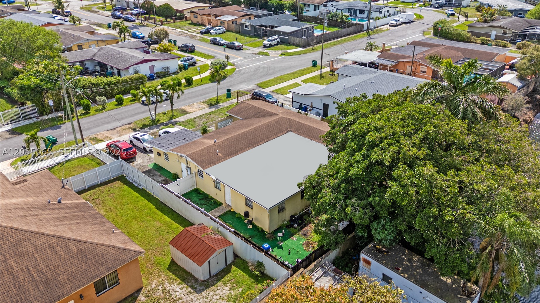 SUNNY LAKE ESTS 1ST ADDN - Residential