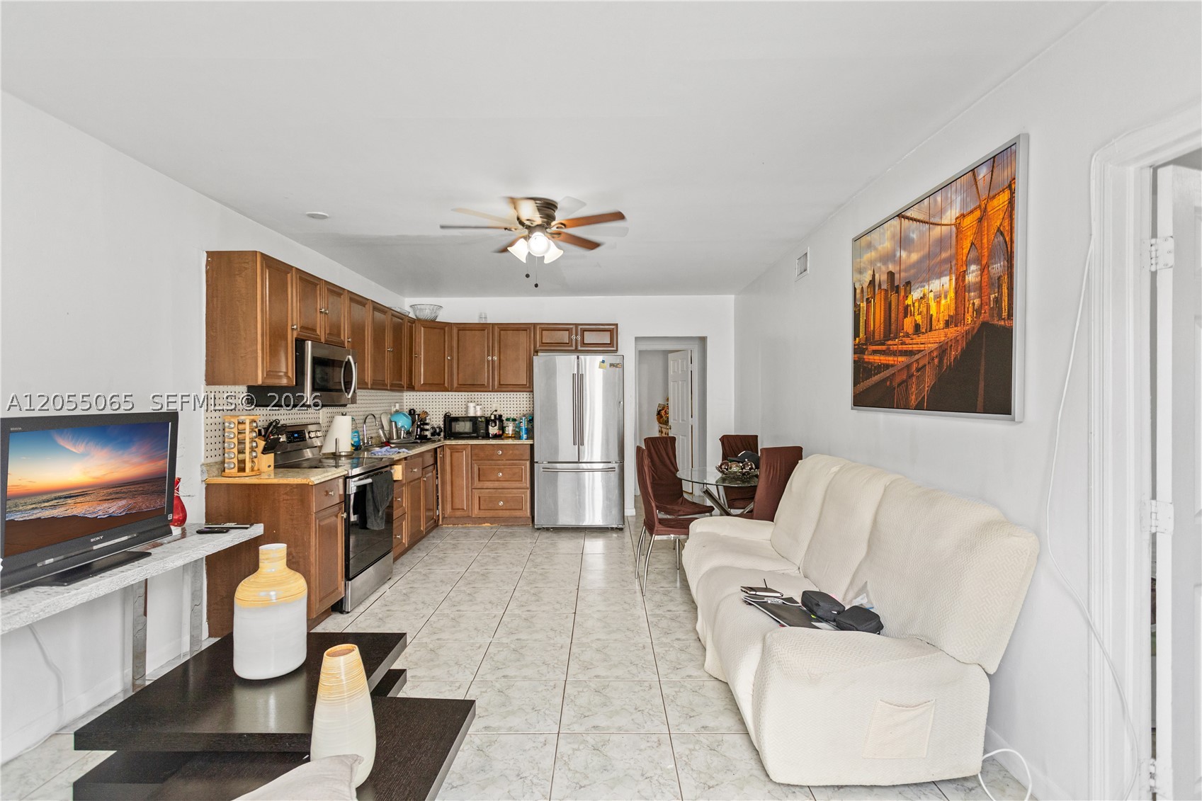 SUNNY LAKE ESTS 1ST ADDN - Residential