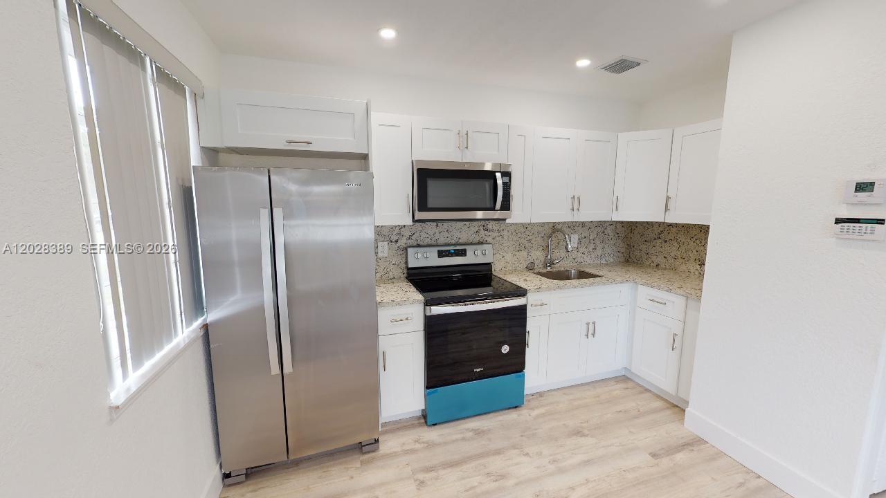RIVERSIDE FARMS - Residential Lease