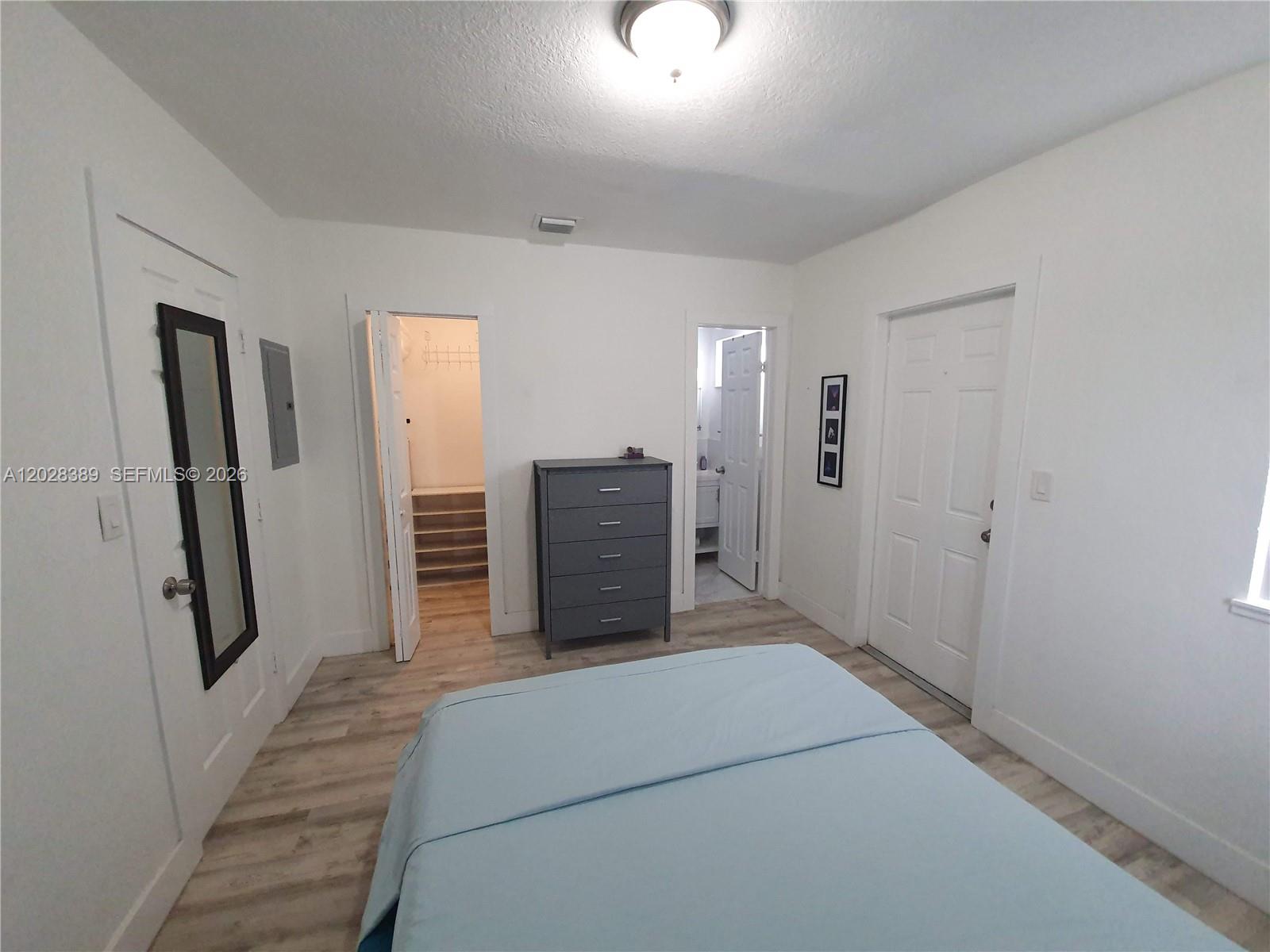 RIVERSIDE FARMS - Residential Lease