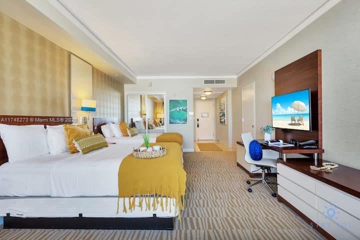 TRUMP INTERNATIONAL SONES - Residential