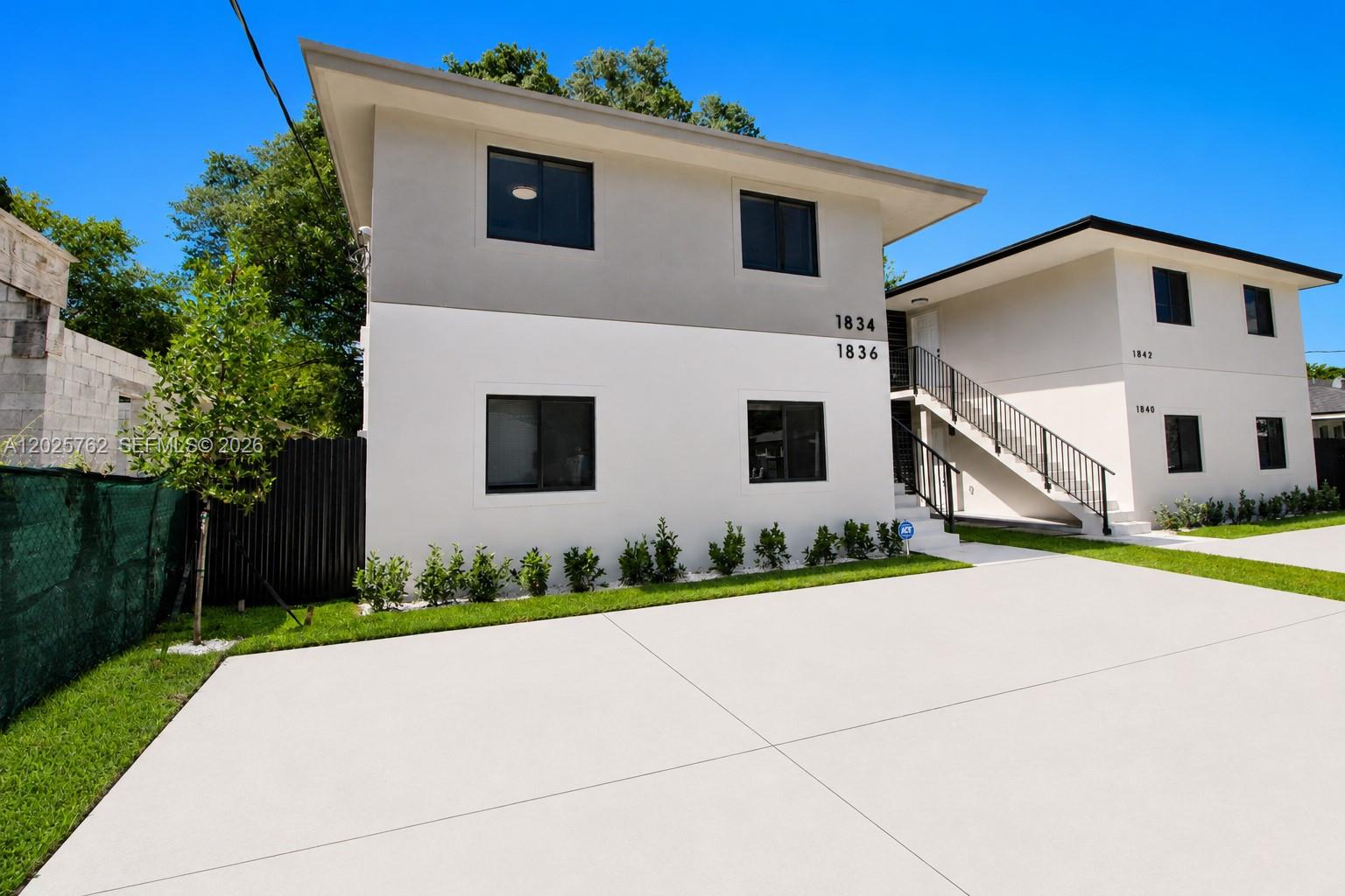 LIBERTY CITY - Residential Lease