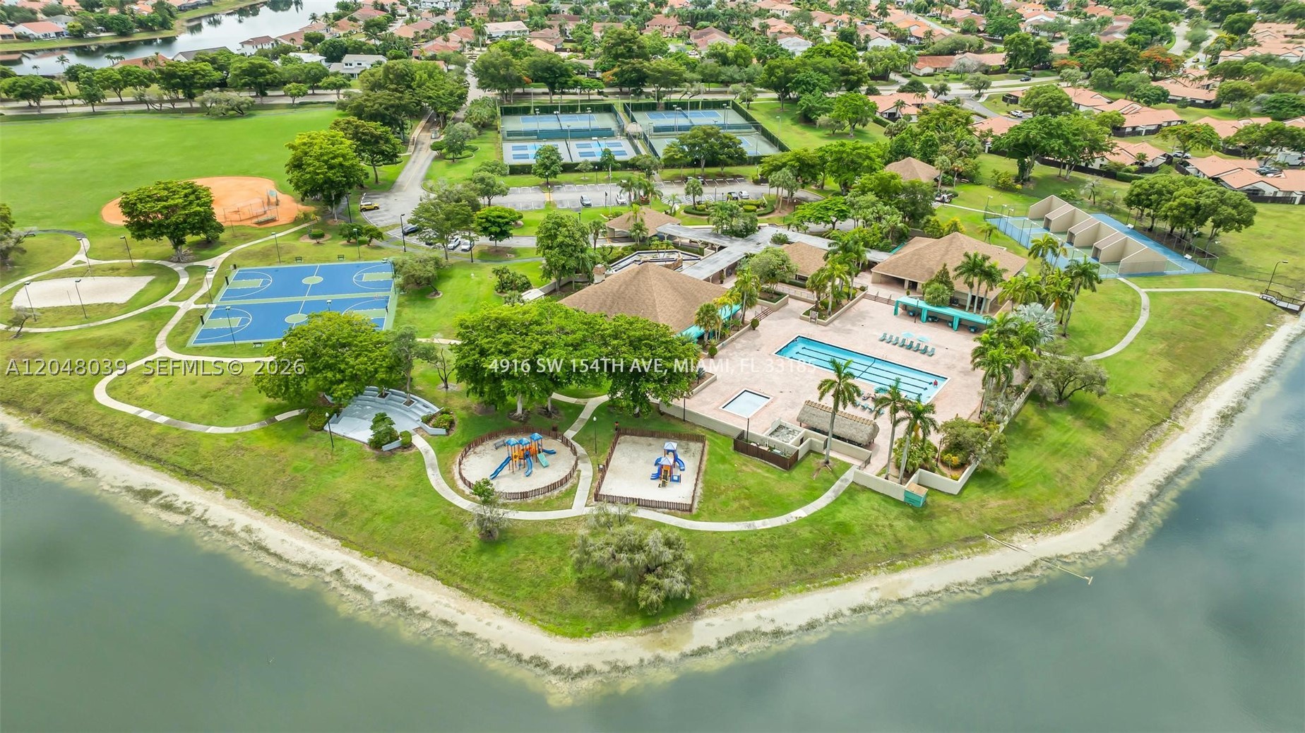 LAKES OF THE MEADOW-MEADO - Residential