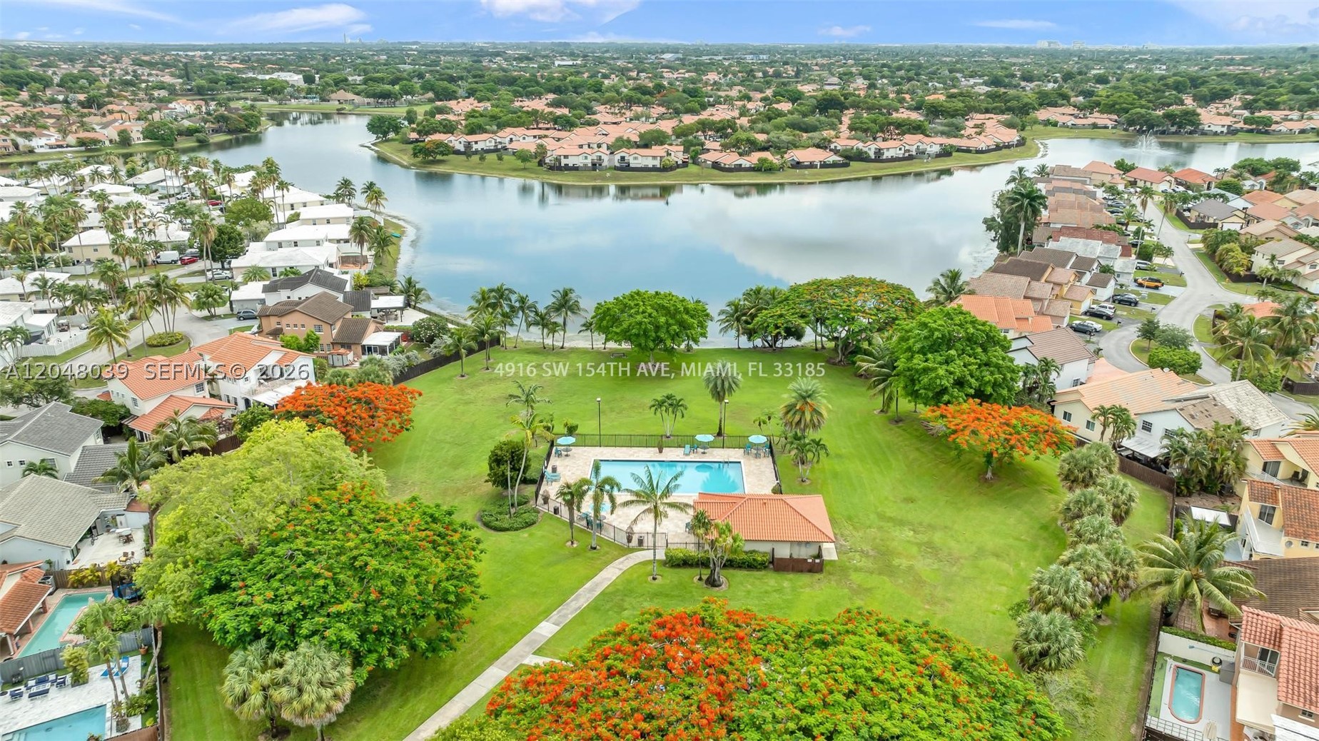 LAKES OF THE MEADOW-MEADO - Residential
