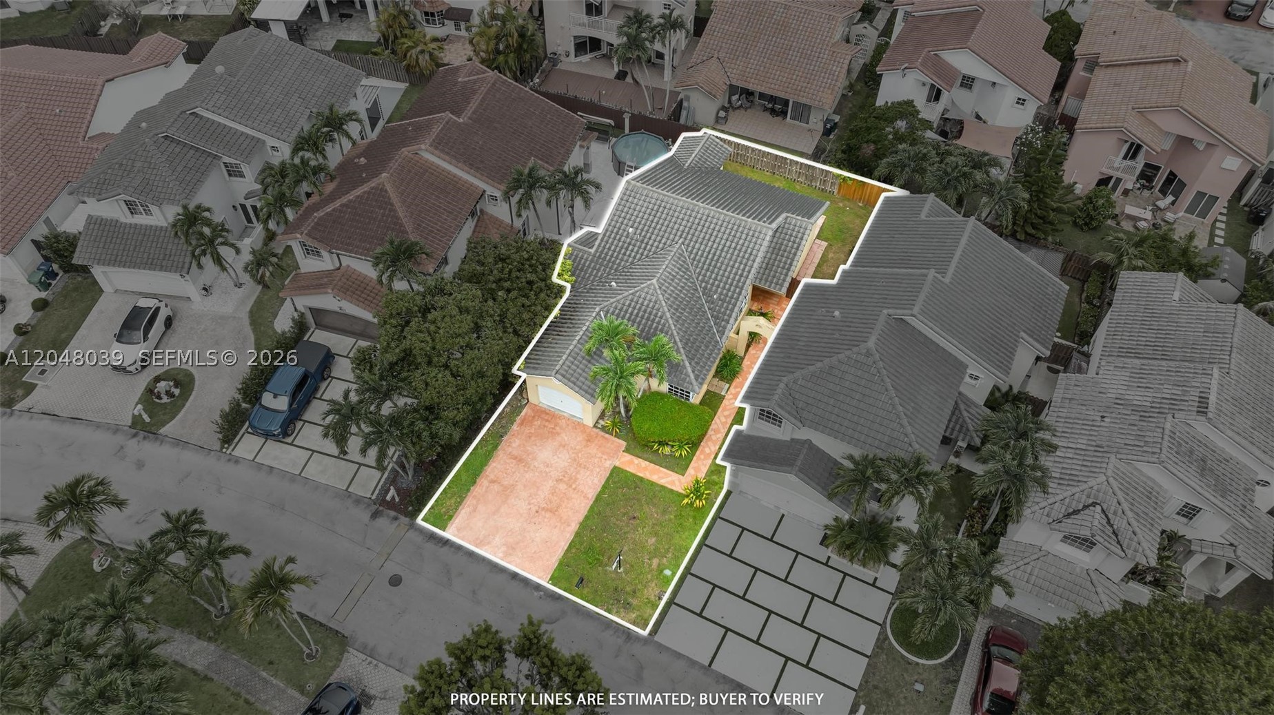 LAKES OF THE MEADOW-MEADO - Residential