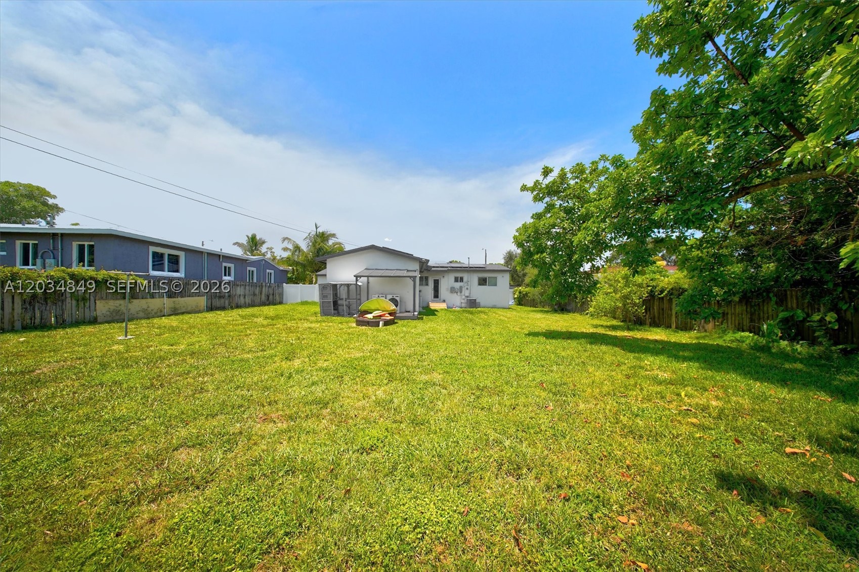 BISCAYNE GARDENS SEC E PA - Residential