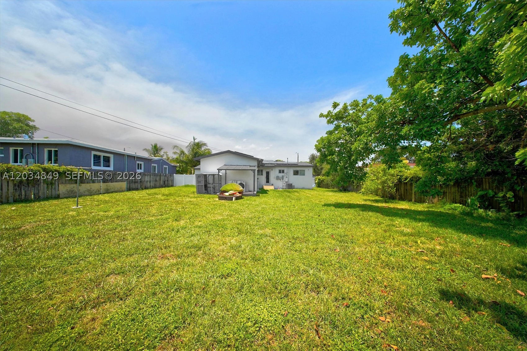 BISCAYNE GARDENS SEC E PA - Residential