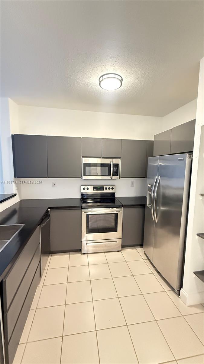 Beautiful completely remodeled 3-bedroom, 2-bathroom unit available and move-in ready. This spacious home features modern finishes, in-unit laundry, and a microwave for added convenience. Section 8 welcome with no minimum credit score required (with verifiable income). Easy to show and ready for immediate occupancy.
