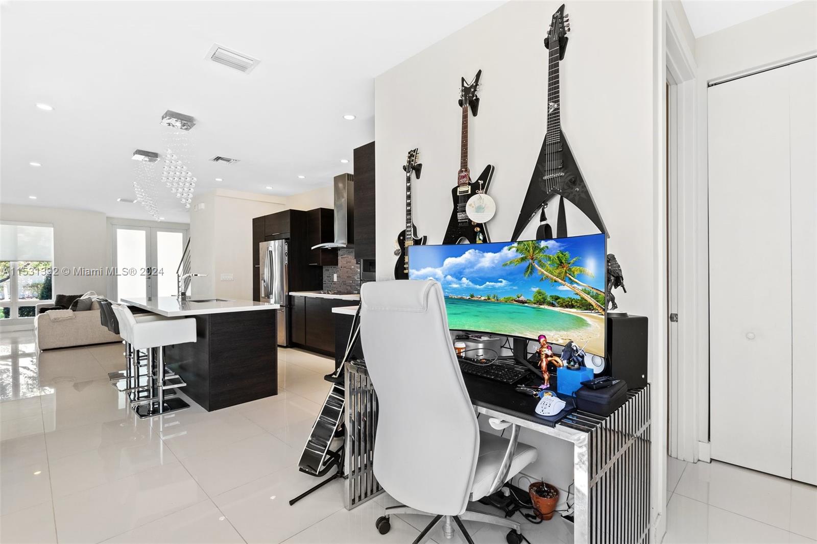 LANDMARK AT DORAL - Residential