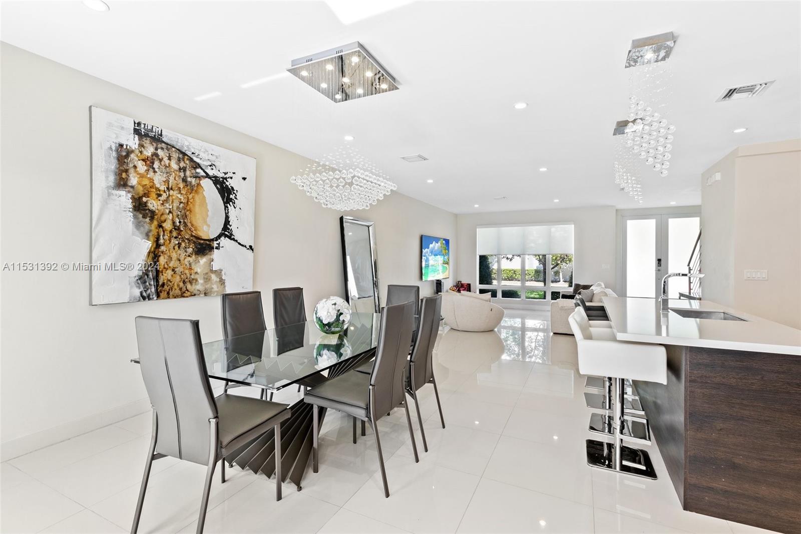 LANDMARK AT DORAL - Residential