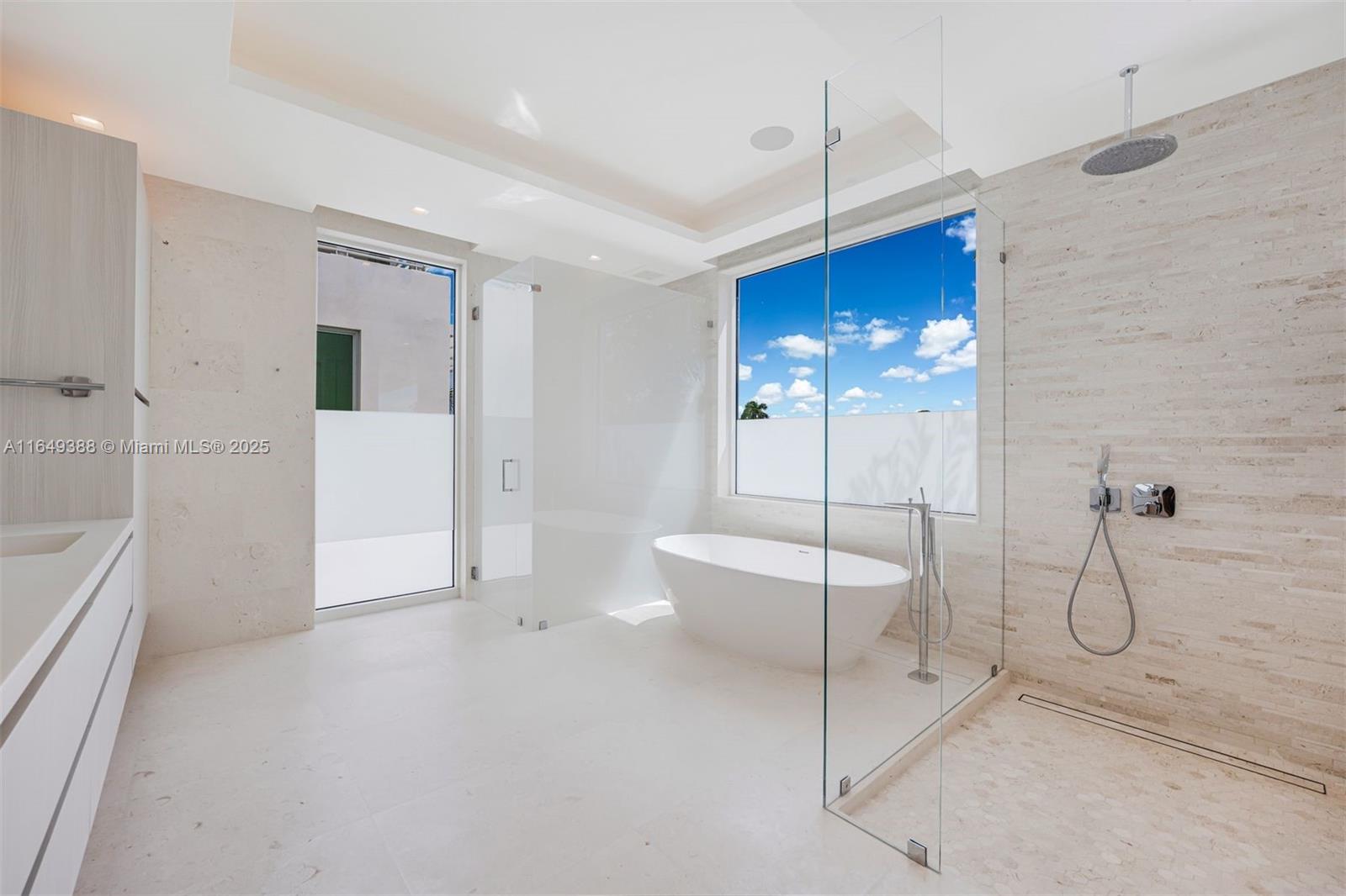 BISCAYNE POINT - Residential